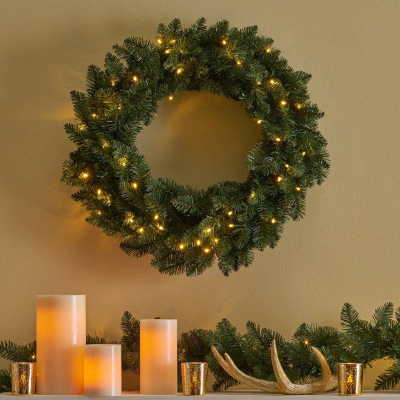 The Holiday Aisle® 24" Lighted Christmas Wreath & Reviews Wayfair
